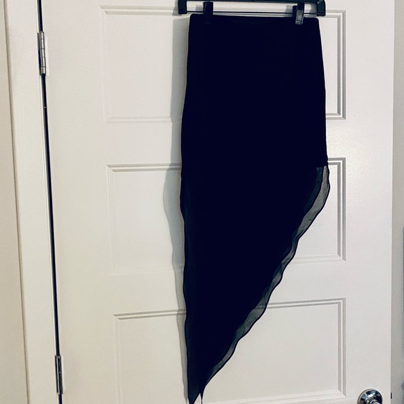 BCBGENERATION Size S Jersey/Mesh Skirt - Picture 2 of 5